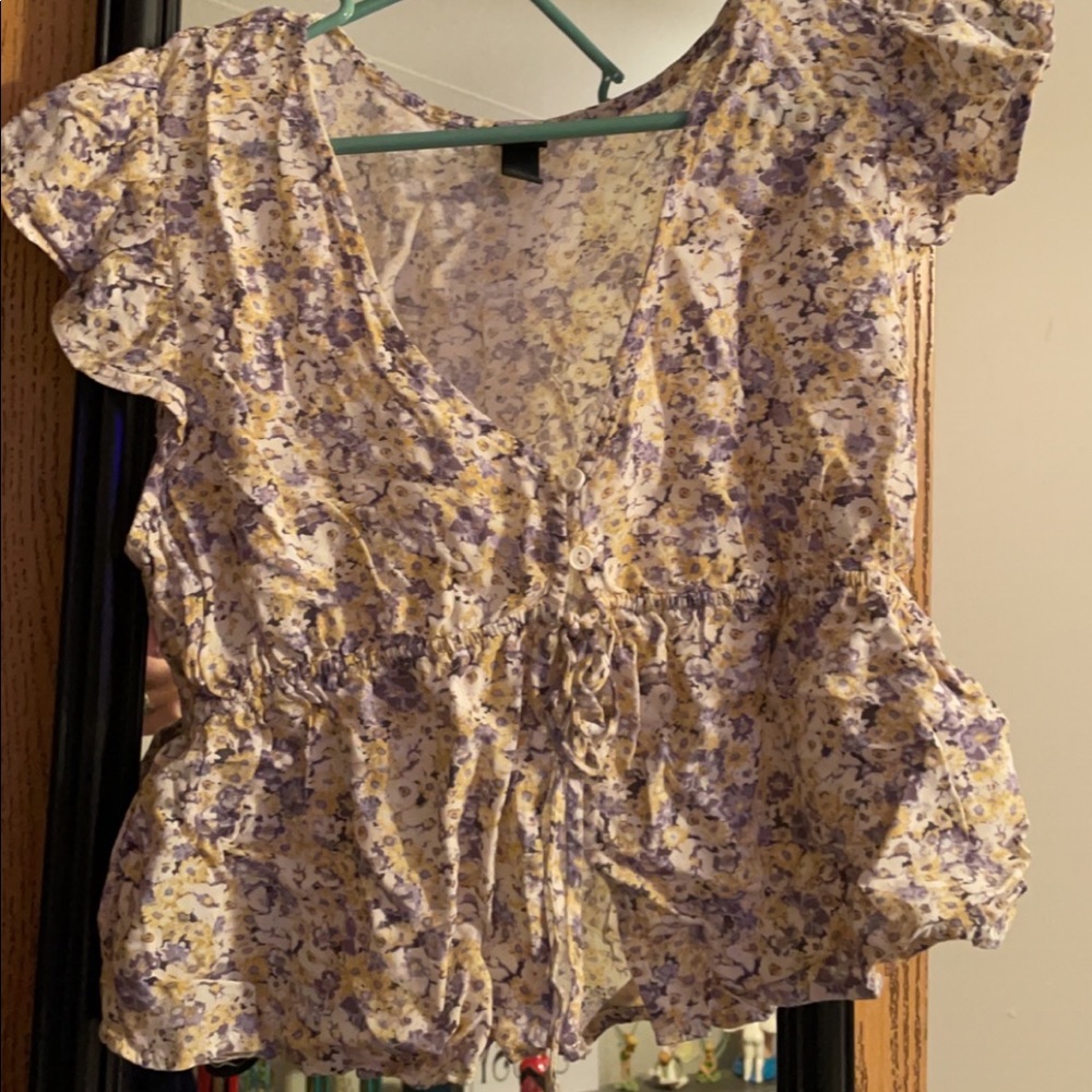 Wild fable top